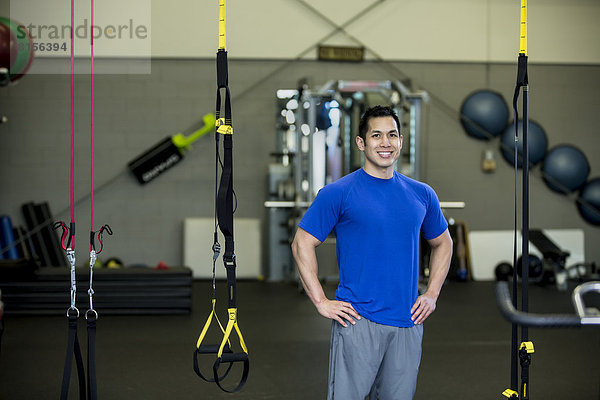 stehend  Fitness-Studio  Mann  Pazifischer Ozean  Pazifik  Stiller Ozean  Großer Ozean