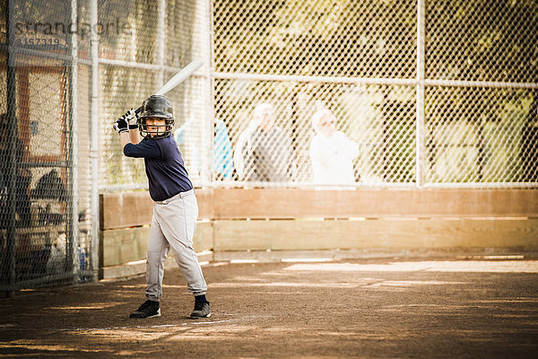 Junge - Person mischen Feld Baseball Mixed spielen