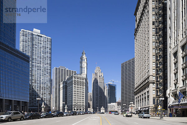 Vereinigte Staaten  Illinois  Chicago  Blick auf Wrigley Building und Tribune Tower