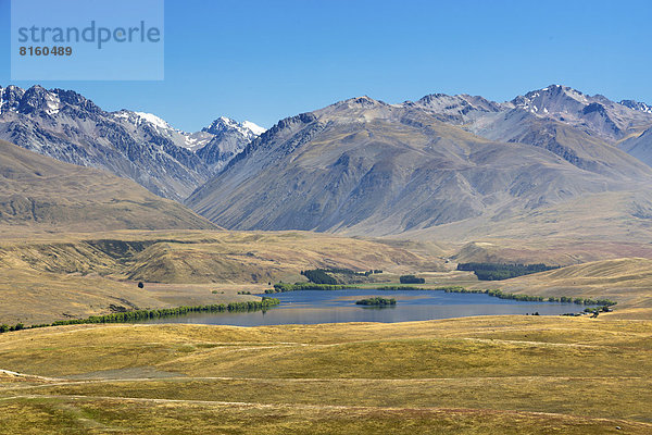 Lake Alexandrina mit der Ben Ohau Range und der Gamack Range