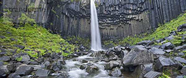 Wasserfall Svartifoss