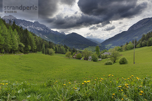 Regenwolken am Schaidasattel