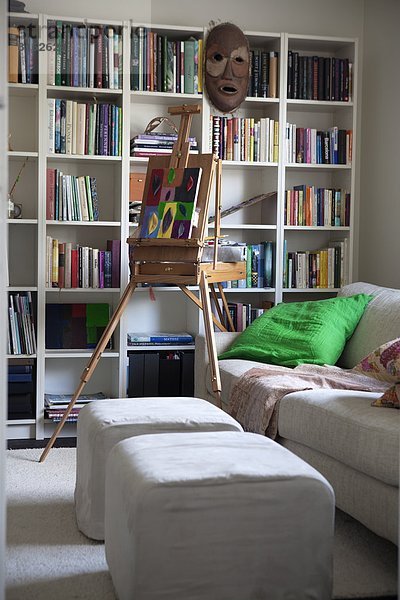 Bücherregal Couch Zimmer Wohnzimmer