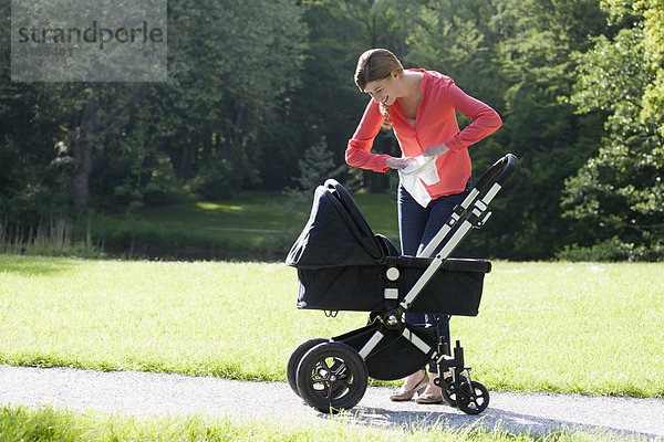 Kinderwagen  Mutter - Mensch