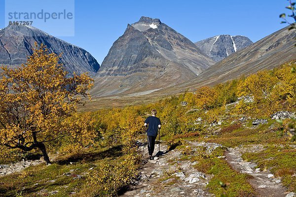 Jugendlicher  Junge - Person  wandern