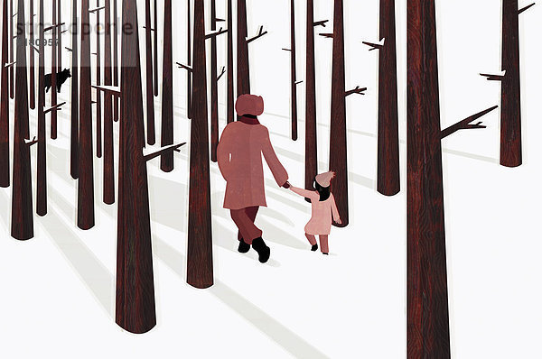 Vater und Tochter Hand in Hand in winterlichem Wald mit Wolf