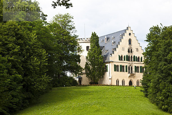Deutschland  Bayern  Kreis Coburg  Blick auf Schloss Rosenau