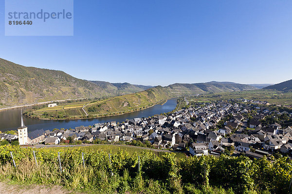 Deutschland  Rheinland-Pfalz  Blick auf die Stadt Bremm an der Mosel