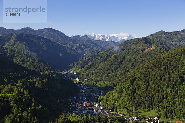 Austria  Carinthia  View of Bad Eisenkappel village near mountains