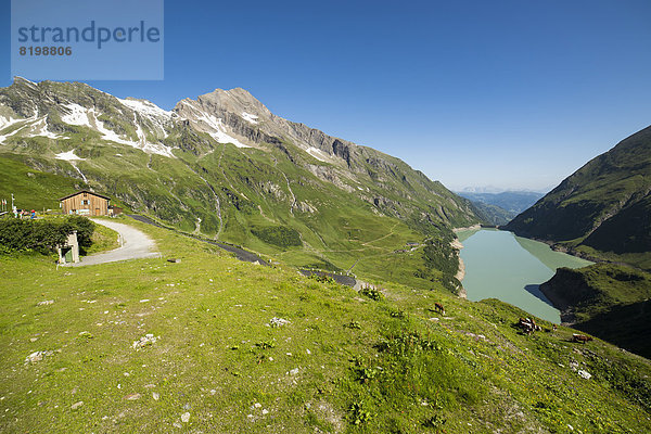 Österreich  Mooserboden mit Wasserfallboden und Gipfel Kitzsteinhorn