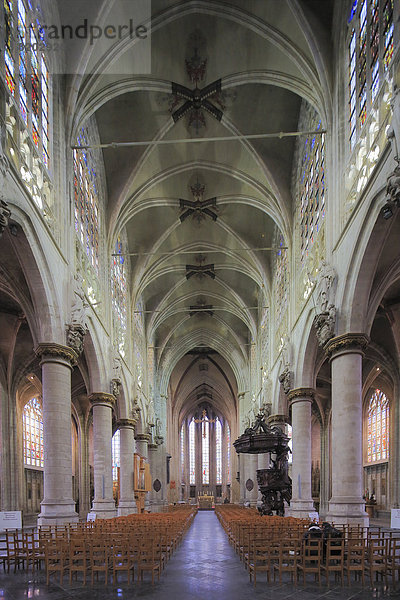 Hauptschiff  gotische Kirche Notre-Dame du Sablon oder Onze-Lieve-Vrouw ten Zavel
