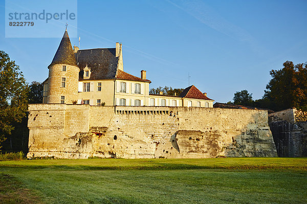 Chateau de Montastruc im Morgenlicht