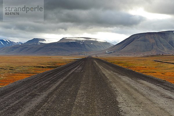 gehen  Fernverkehrsstraße  Tundra