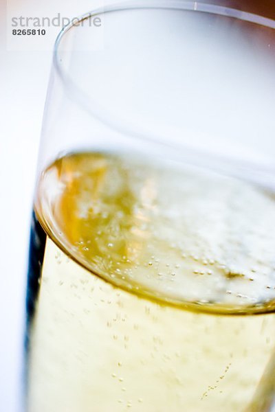 Glas  schießen  Studioaufnahme  Champagner