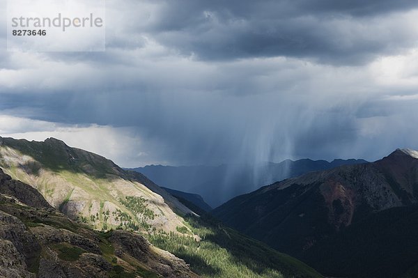 Vereinigte Staaten von Amerika  USA  Sommer  See  Eis  Unwetter  Colorado  San Juan Mountains