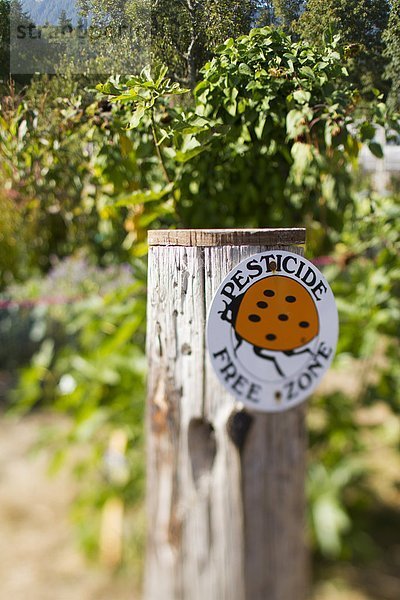 Freiheit  Zeichen  Garten  Nachbarschaft  Schädlingsbekämpfung  Signal