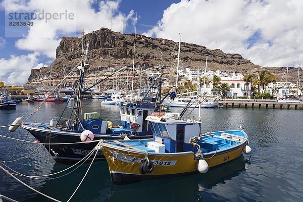 Hafen  Europa  Boot  angeln  Atlantischer Ozean  Atlantik  Kanaren  Kanarische Inseln  Gran Canaria  Mogan  alt  Spanien