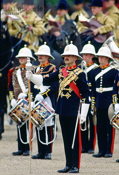 Großbritannien  Spiel  Monarchie  Zeremonie  Parade