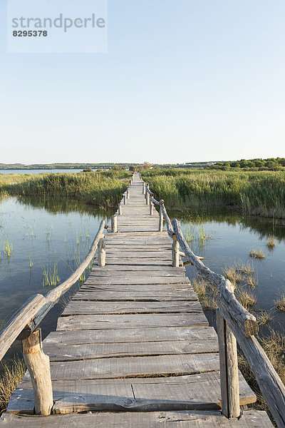 Croatia  Dalmatia  wooden footbridge at Vransko jezero