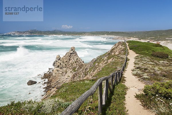 Europa Strand Weg vorwärts Italien Sardinien Westküste