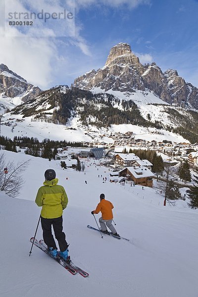 Sellamassiv  Sella  Europa  Dorf  Ski  Zimmer  Dolomiten  Trentino Südtirol  Italien  Ronda  Grödnertal