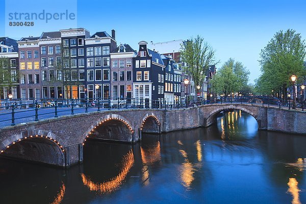Amsterdam  Hauptstadt  Europa  Niederlande  Abenddämmerung