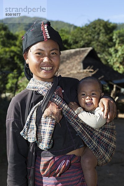 Hügel  Dorf  Myanmar  Mutter - Mensch  Asien  Baby  Shan Staat  Volksstamm  Stamm