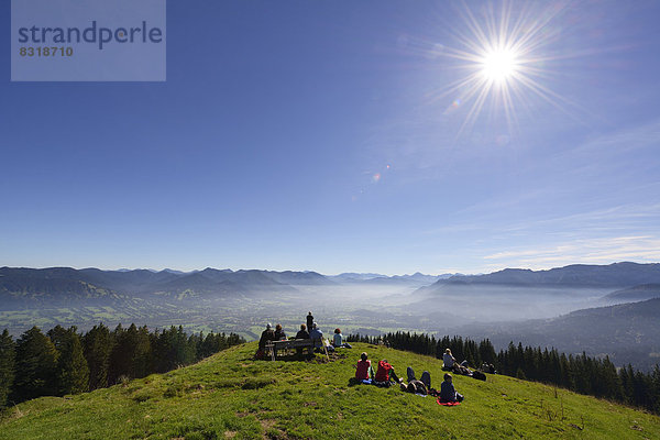 Ausblick vom Heigelkopf oder Heiglkopf über das Isartal  Isarwinkel