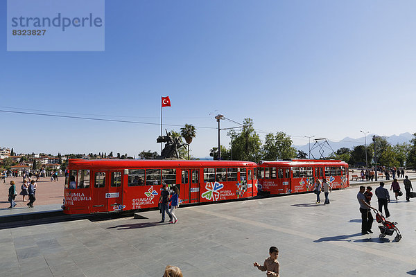 Straßenbahn  Cumhuriyet Meydani Platz