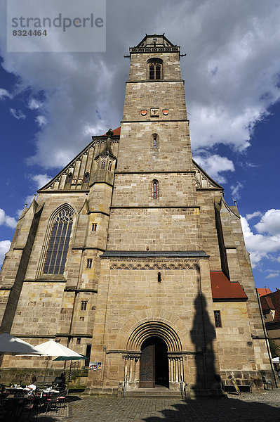 Münster St. Georg  spätgotische  dreischiffige Hallenkirche  1499 beendet