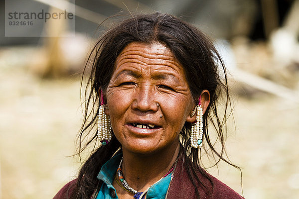 Nomadin aus Ladakh  Portrait