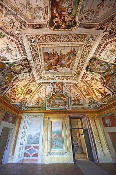 Sala di Ercole  Renaissance-Fresken mit den Taten des Herkules  Villa d'Este  UNESCO-Weltkulturerbe