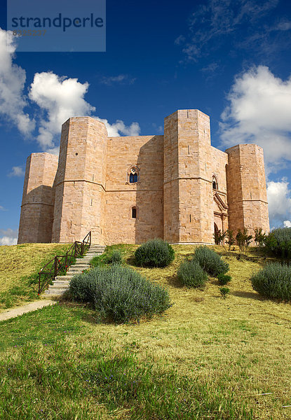 Castel del Monte  eine achteckige mittelalterliche Burg