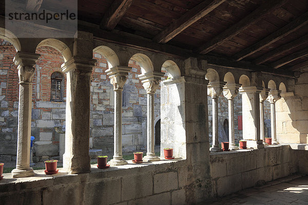 Byzantinisches Kloster Shen Meri  ca. 1250 erbaut  Ruinenstätte Apollonia  Apoloni