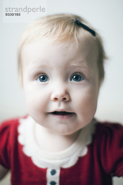 Portrait  Studioaufnahme  Mädchen  Baby