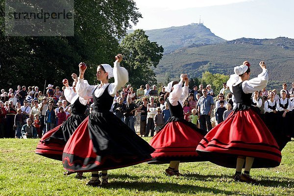 Tradition  Tänzer