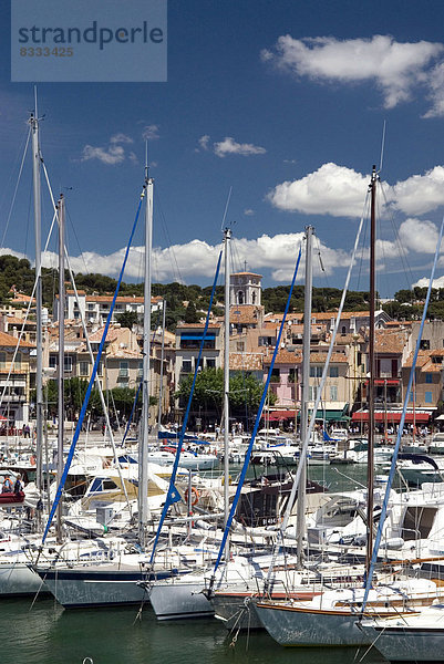 The harbour of Cassis (13)  sailing ships