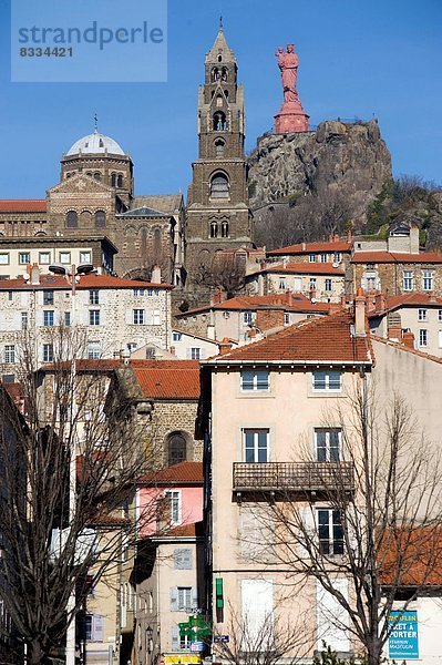 Felsbrocken  Anschnitt  Frankreich  Erde  Großstadt  Kathedrale  Statue  schreiben  puy Linsen  UNESCO-Welterbe  unterhalb  Erbe  alt  römisch  Weg