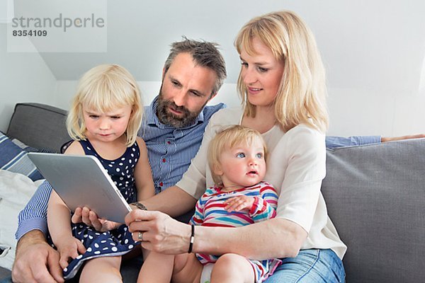 benutzen Menschliche Eltern 2 Tablet PC