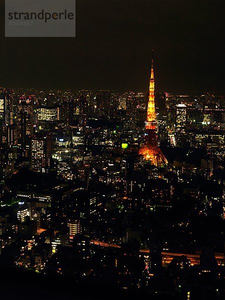 Tokyo Großstadt bei Nacht  Japan