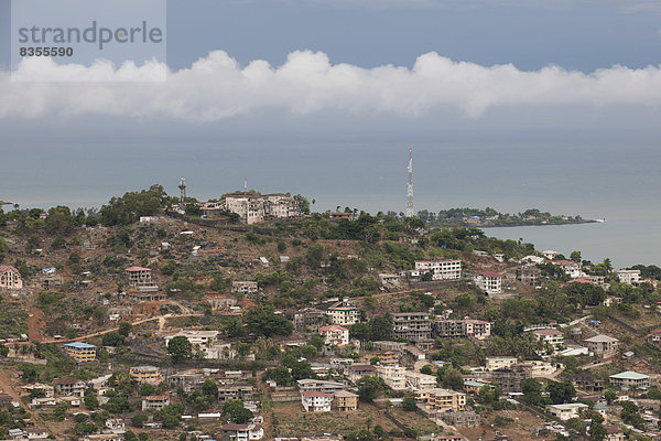 über Hügel Ansicht Ortsteil Sierra Leone