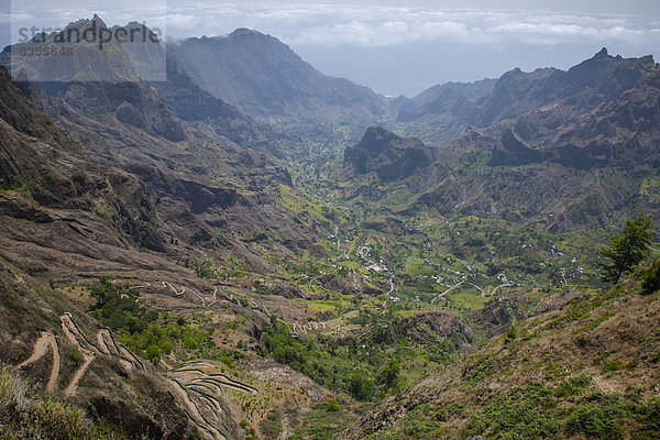 Steile Wanderwege im Paúl-Tal  Insel Santo Antão  Kap Verde