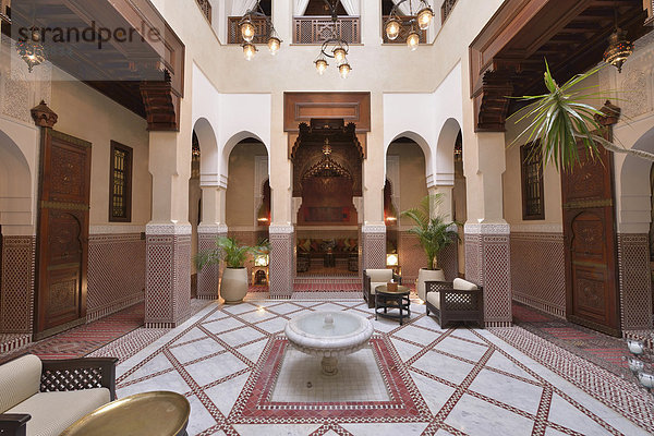 Empfangshalle des Royal Mansour-Hotels  Marrakesch  Region Marrakesh-Tensift-El Haouz  Marokko