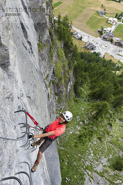 Seil Tau Strick befestigen Klettern Richtung Geographie Kanton Wallis