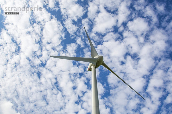 Windturbine Windrad Windräder Wolke Himmel Deutschland Werl Nordrhein-Westfalen