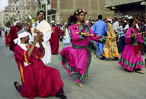 Kairo  Hauptstadt  Anschnitt  zeigen  nehmen  Tänzer  Kultur  Ägypten
