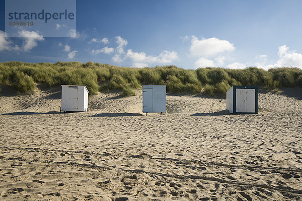 Niederlande  Holland  Zeeland  Domburg  drei Strandhütten