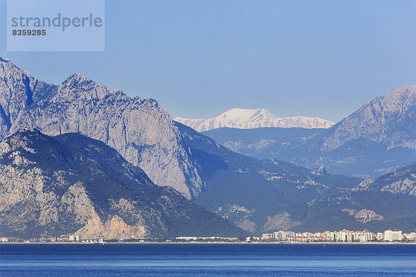 Turkey  Antalya  Turkish Riviera with Konyaalti Beach and Taurus Mountains