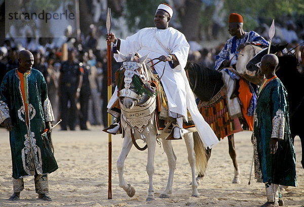 Westafrika  Fest  festlich  geselliges Beisammensein  Kultur  Volksstamm  Stamm  Nigeria