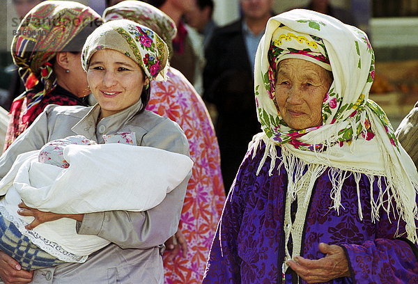 Tradition  Kleidung  Samarkand  Usbekistan
